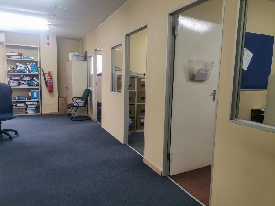 Commercial Property for Sale in Oos Einde North West